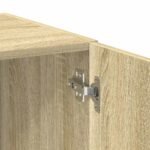 armoire de rangement haute décor chêne sur fond clair