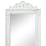 cadre blanc sculpté du miroir psyché