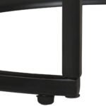 la petite table utilisée en bout de fauteuil