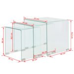 le tapis visible sous les plateaux transparents